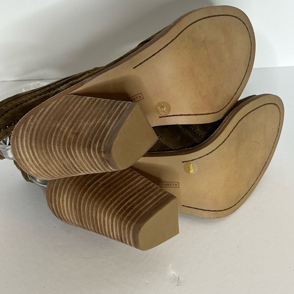 Vince Camuto Yo-Koral Sandals - Picture 4 of 4